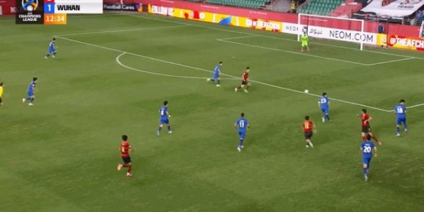 开云体育官网-【亚冠】阿齐兹破门谢鹏飞染红 浦项3比1三镇