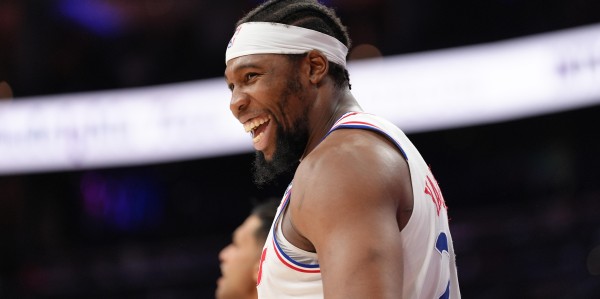 亚布塞莱：尼克斯近几年取得了巨大进步 能加入他们让我很兴奋