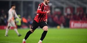 S-希门尼斯经纪人否认转会传闻：他不会离开米兰，都是假消息