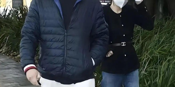 杨兰兰是谁？她让全世界媒体集体“死机”，或许你永远都不会知道